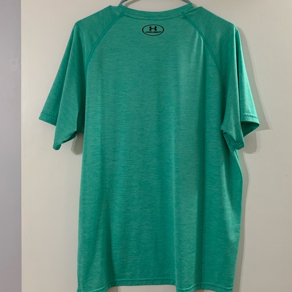 Under Armour - Picture 3 of 3